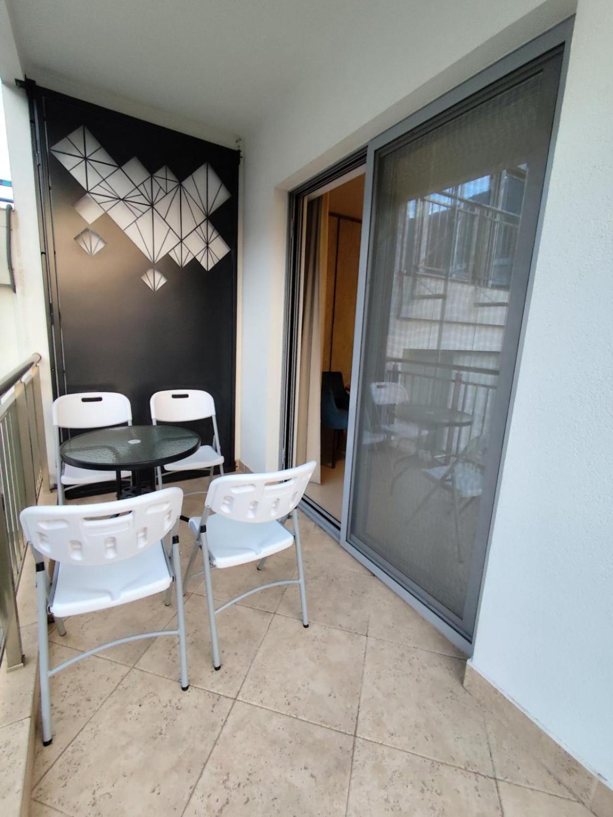 Urban Apartments ストモレ エクステリア 写真